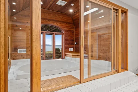 $10,995,000 | W2908 Walcowis Drive, Linn, WI 53147