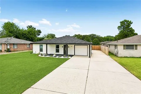 $399,800 | 119 PI Street, Belle Chasse, LA 70037