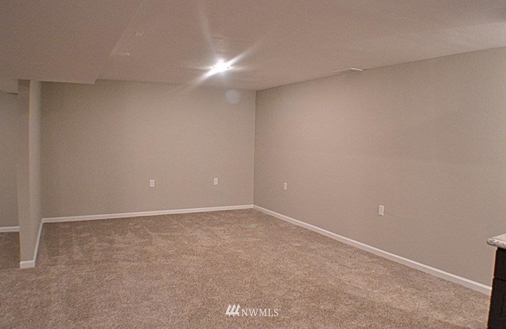 1117 Magnuson Way Bremerton, WA 98310 - Photo 21 of 25 Gallery Image 21