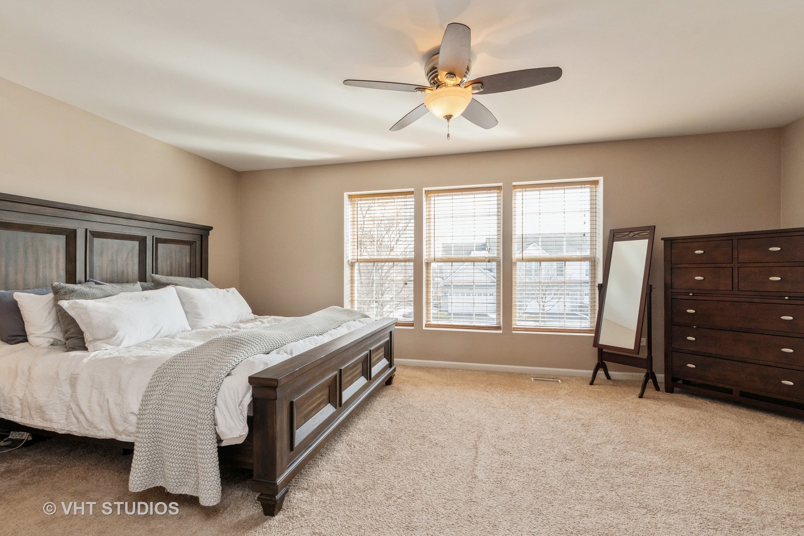 15320 Pinewood Road Lockport, IL 60441 - Photo 15 of 22 a bed room with a bed and a window