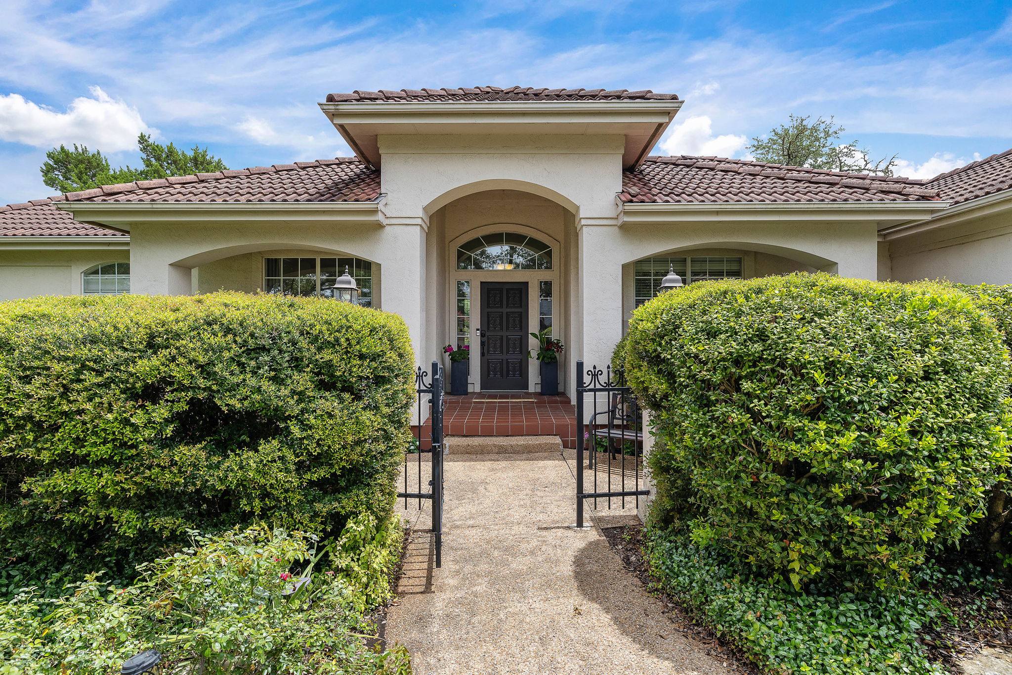 9608 Streamside Drive Austin, TX 78736 - Photo 5 of 40