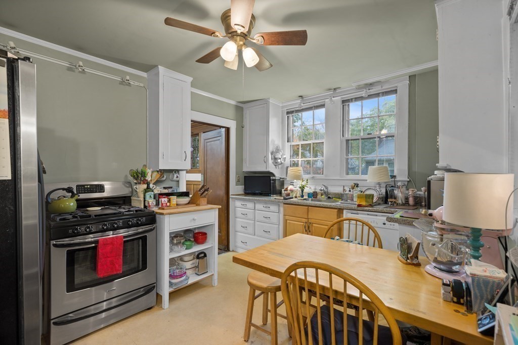 34 Walden Street Newton, MA 02460 - Photo 7 of 19