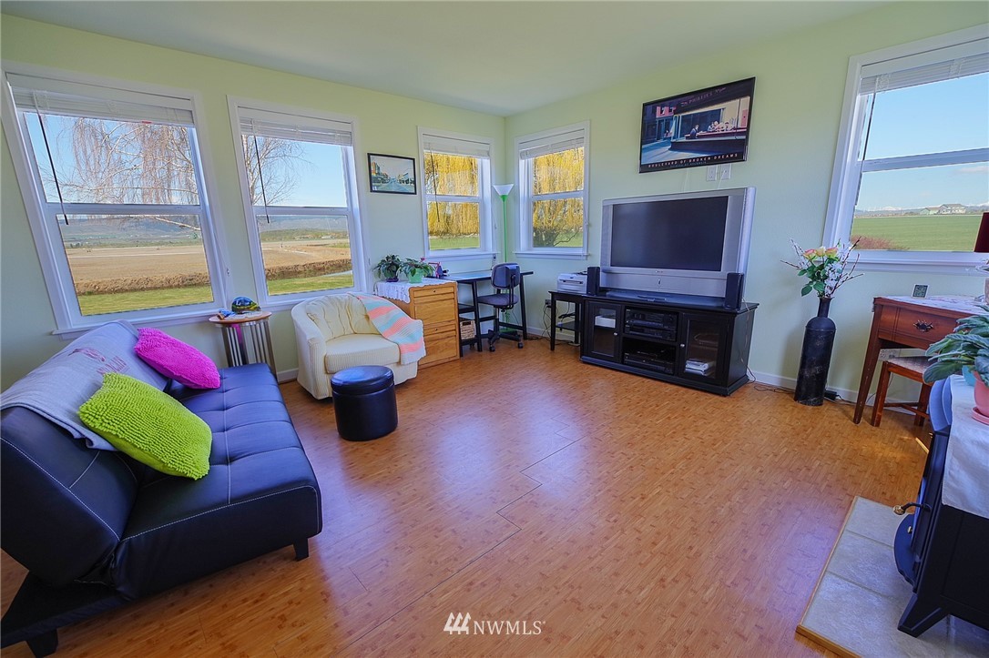 5731 Faust Road Ellensburg, WA 98926 - Photo 11 of 40 Gallery Image 11