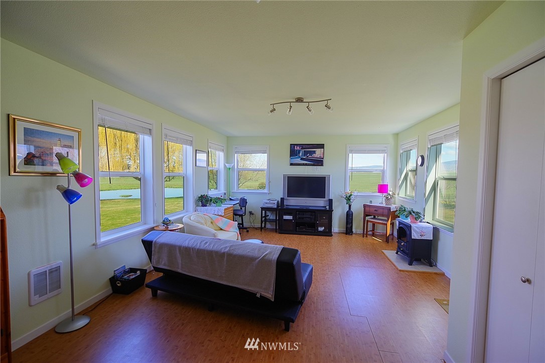 5731 Faust Road Ellensburg, WA 98926 - Photo 12 of 40 Gallery Image 12