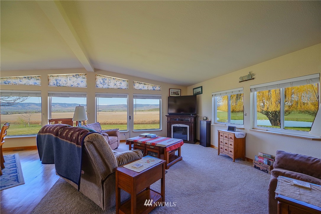 5731 Faust Road Ellensburg, WA 98926 - Photo 9 of 40 Gallery Image 9