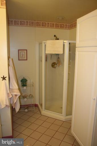 340 Somerset Road Pasadena, MD 21122 - Photo 20 of 30 Bath (Master)