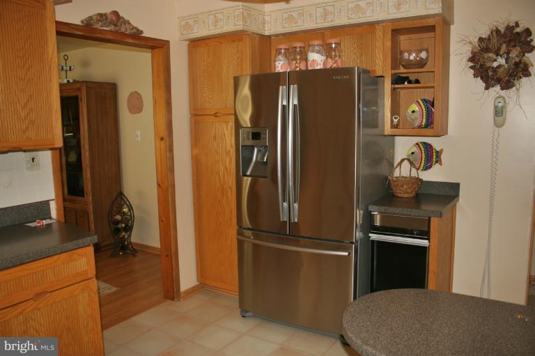 340 Somerset Road Pasadena, MD 21122 - Photo 26 of 30 Kitchen