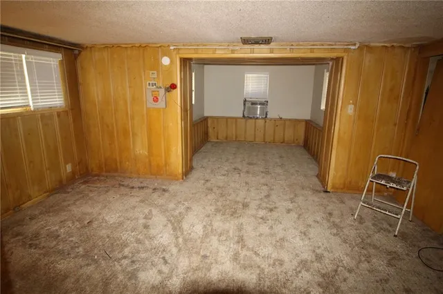 $210,000 | 6666 Parkview Avenue, Kansas City, KS 66104