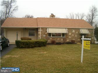 9542 Rising Sun Avenue Philadelphia, PA 19115 - Photo 4 of 10 Gallery Image 4
