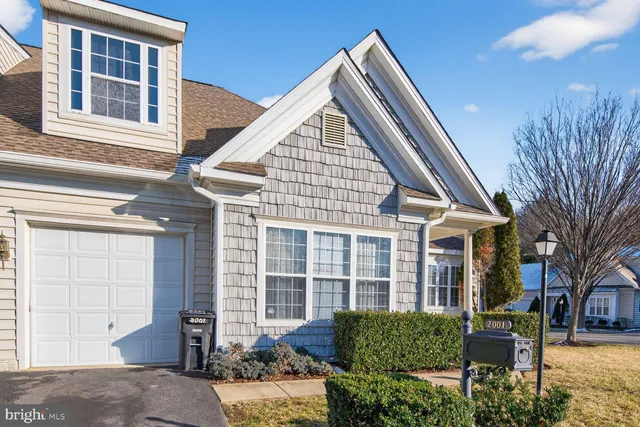 $385,000 | 2001 Upshire Court, Unit 67, Bowie, MD 20721