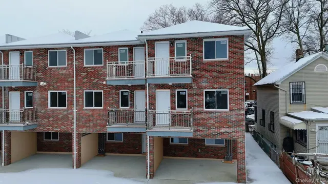 $2,290,000 | 104-49 49th Avenue | South Corona