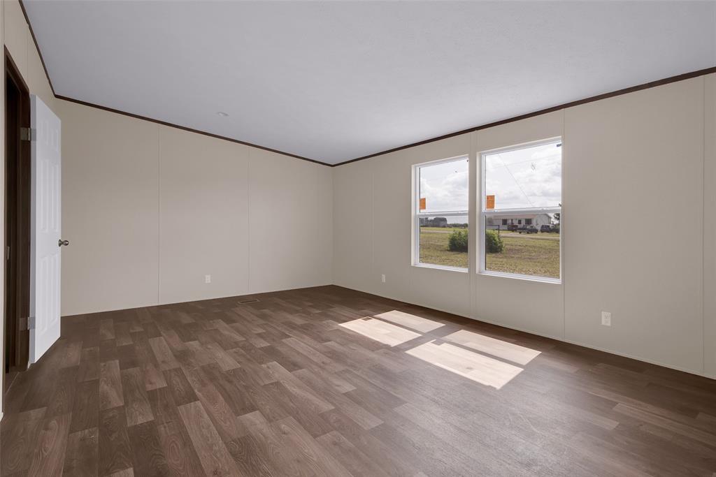1223 Old Ida Road Sherman, TX 75090 - Photo 17 of 20 an empty room with windows