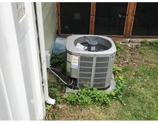 87 Davis Street Springfield, MA 01104 - Photo 21 of 25