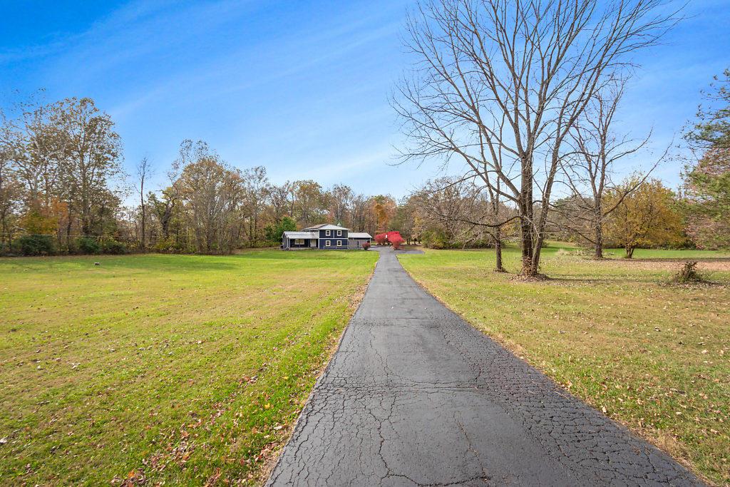 3962 Courter Road Southwest Pataskala, OH 43062 - Photo 6 of 50 Gallery Image 6