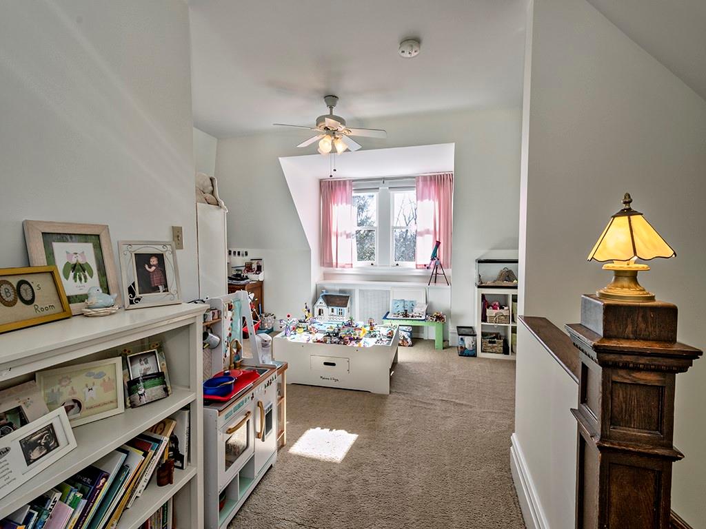 606 Bower Hill Road Pittsburgh, PA 15243 - Photo 21 of 24 a living room with furniture and a window