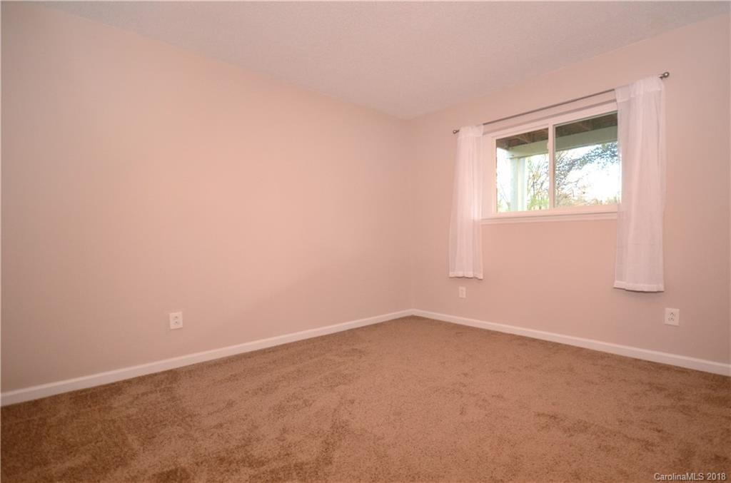 6820 Pence Road Charlotte, NC 28227 - Photo 13 of 17 Gallery Image 13