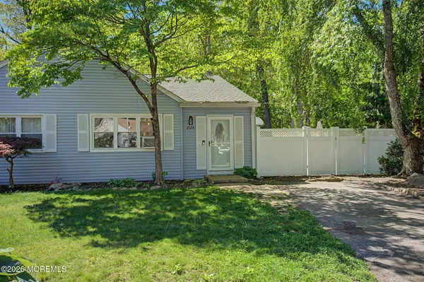 $325,000 | 2528 Lexington Court, Jackson, NJ 08527