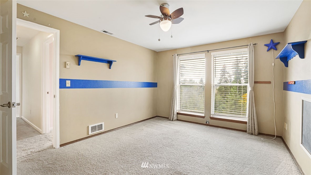 18636 East Spring Lake Drive Southeast Renton, WA 98058 - Photo 22 of 31 Gallery Image 22