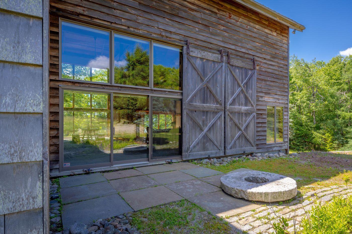 269 Wardwell Point Road Penobscot, ME 04476 - Photo 38 of 47 W39-ME2984_39