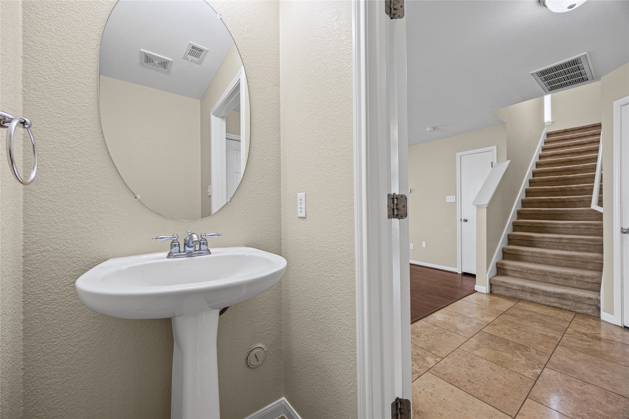 198 Black Forest Road Buda, TX 78610 - Photo 9 of 23 A pedestal sink