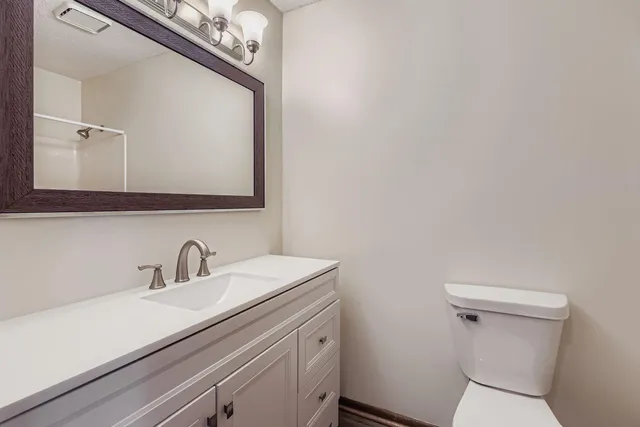 $169,900 | 20 94th Circle Northwest, Unit 203NW, Coon Rapids, MN 55448