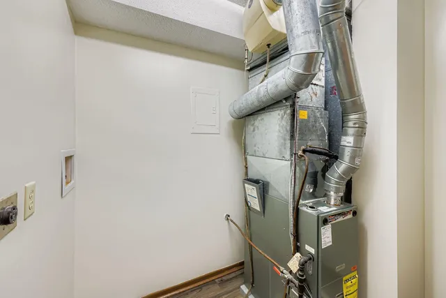 $169,900 | 20 94th Circle Northwest, Unit 203NW, Coon Rapids, MN 55448