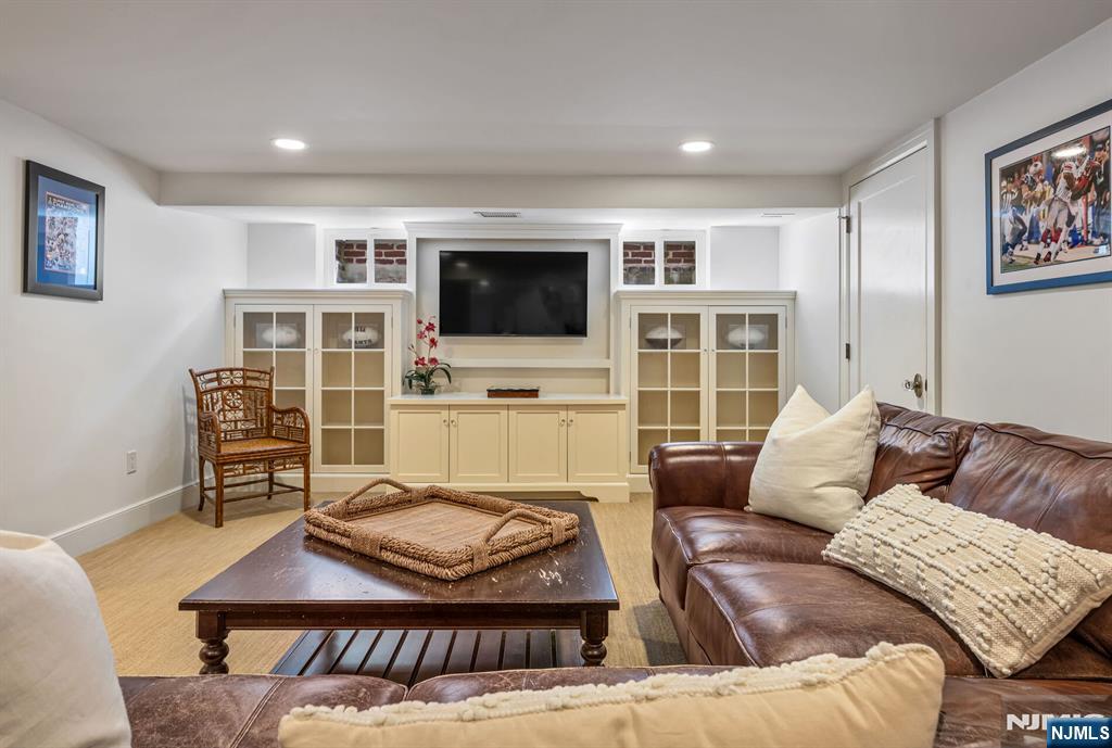 236 Mountain Avenue Ridgewood, NJ 07450 - Photo 41 of 50