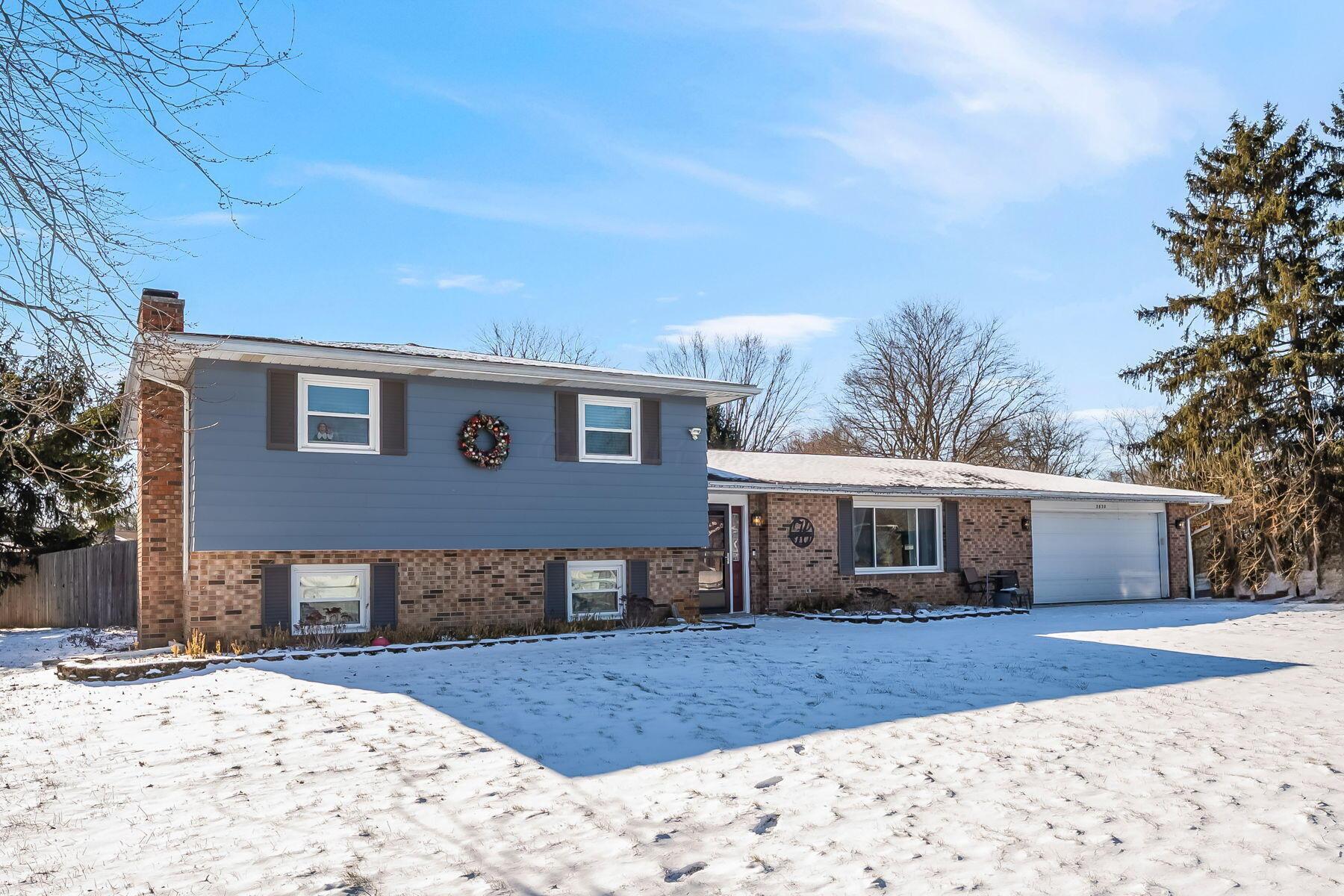 2820 Scenic Road Marion, OH 43302 - Photo 2 of 36 1-web-or-mls-2820 Scenic Rd-101