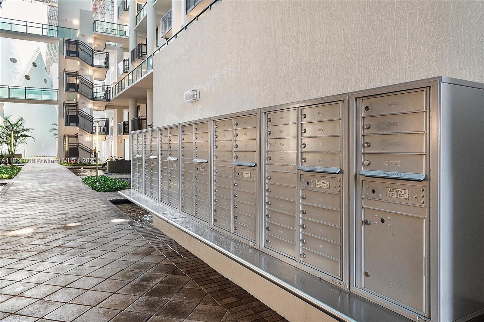 6000 Collins Avenue, Unit 326 Miami Beach, FL 33140 - Photo 20 of 28