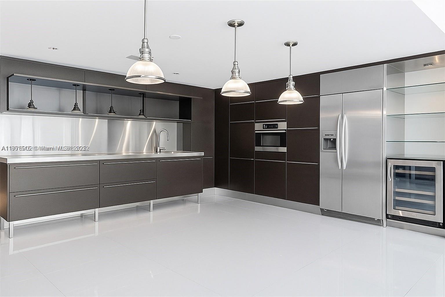 6000 Collins Avenue, Unit 326 Miami Beach, FL 33140 - Photo 3 of 28