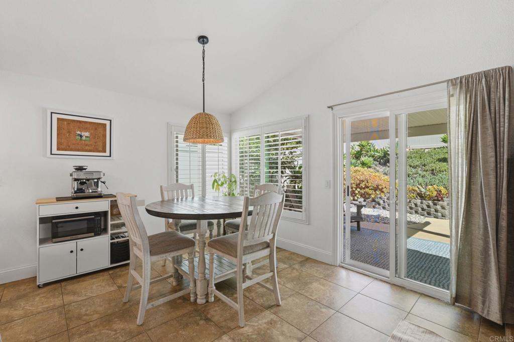 1701 Crystal Ridge Way Vista, CA 92081 - Photo 14 of 37