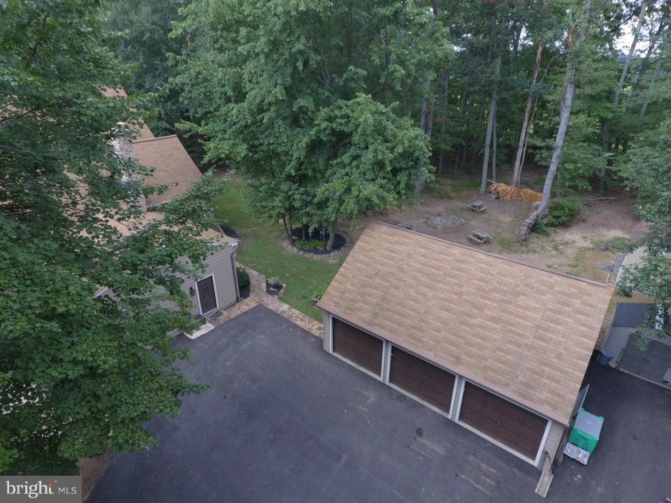 6123 Davis Road Woodbine, MD 21797 - Photo 5 of 30 an outdoor view with a seating space