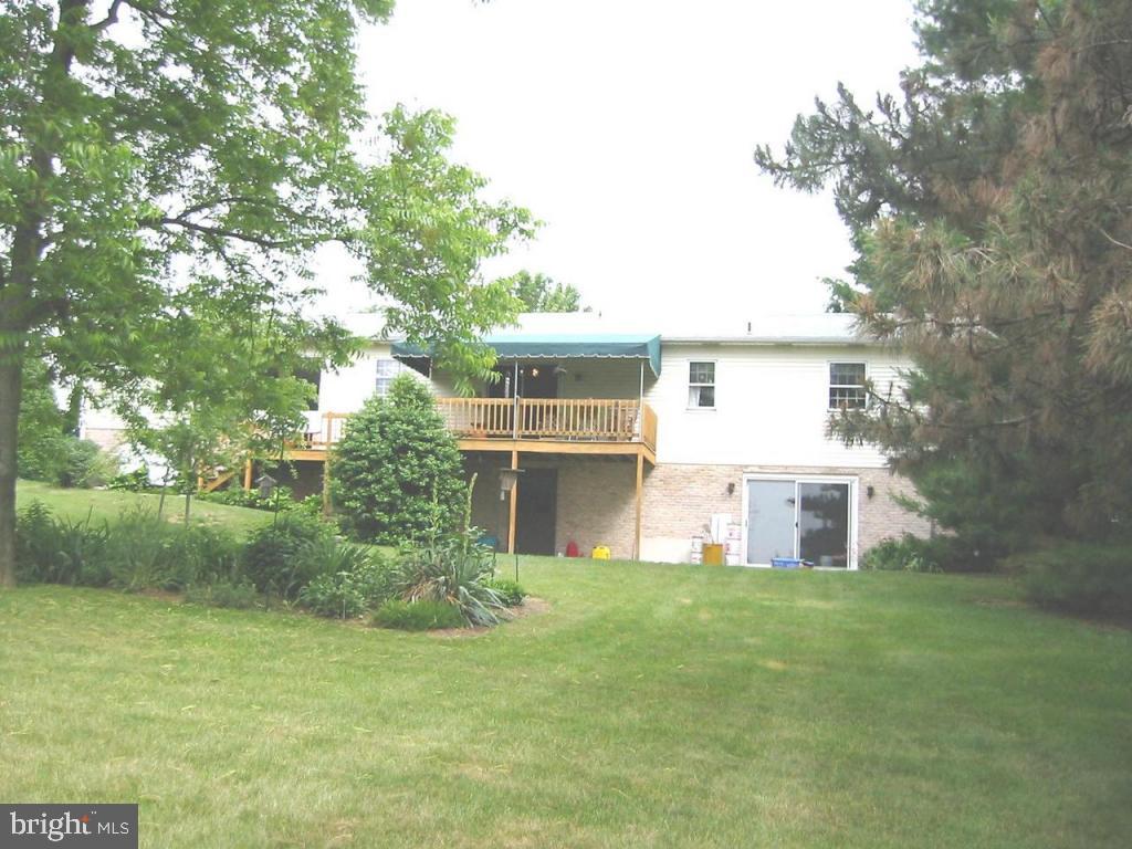 912 Rabbit Hill Road Lititz, PA 17543 - Photo 3 of 6