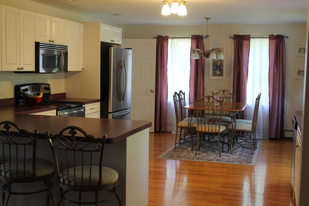 5 Carpenter Road Dudley, MA 01571 - Photo 3 of 26 Gallery Image 3