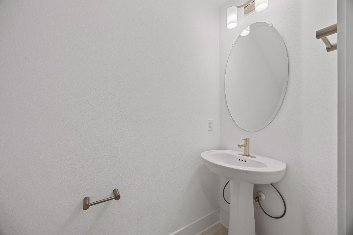 2517 Simond Avenue, Unit B Austin, TX 78723 - Photo 12 of 34