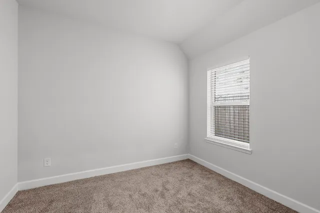 $2,800 | 7438 Cattail Fls Lane, Porter, TX 77365