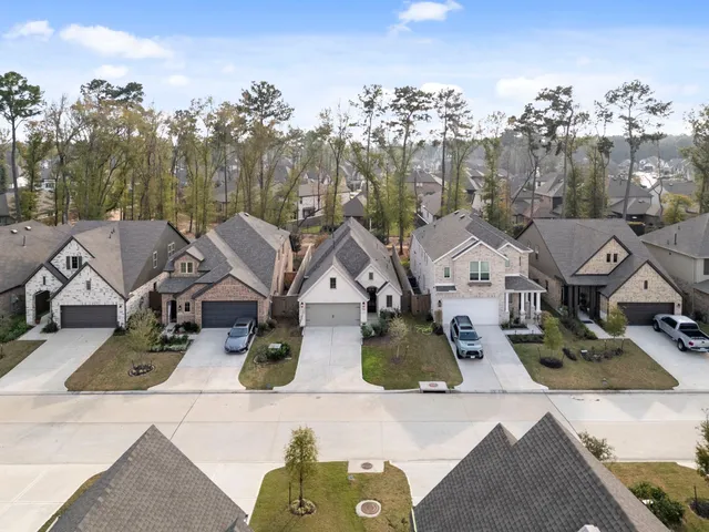 $2,800 | 7438 Cattail Fls Lane, Porter, TX 77365