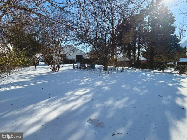 a view of a outdoor space