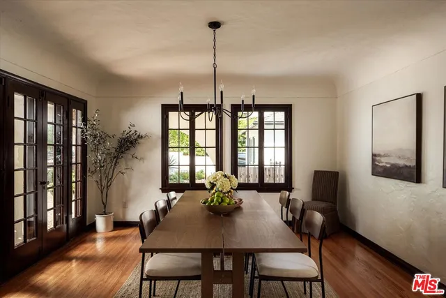 $2,399,000 | 2064 Ames Street, Los Angeles, CA 90027