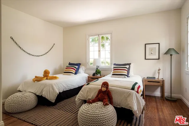 $2,399,000 | 2064 Ames Street, Los Angeles, CA 90027