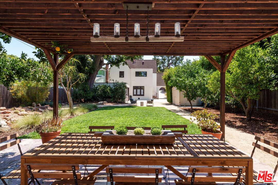 2064 Ames Street Los Angeles, CA 90027 - Photo 41 of 49