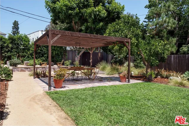 $2,399,000 | 2064 Ames Street, Los Angeles, CA 90027
