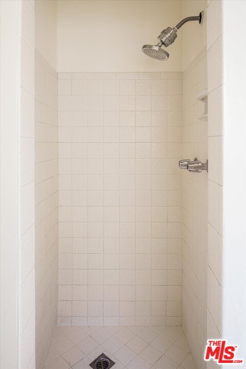 2064 Ames Street Los Angeles, CA 90027 - Photo 46 of 49