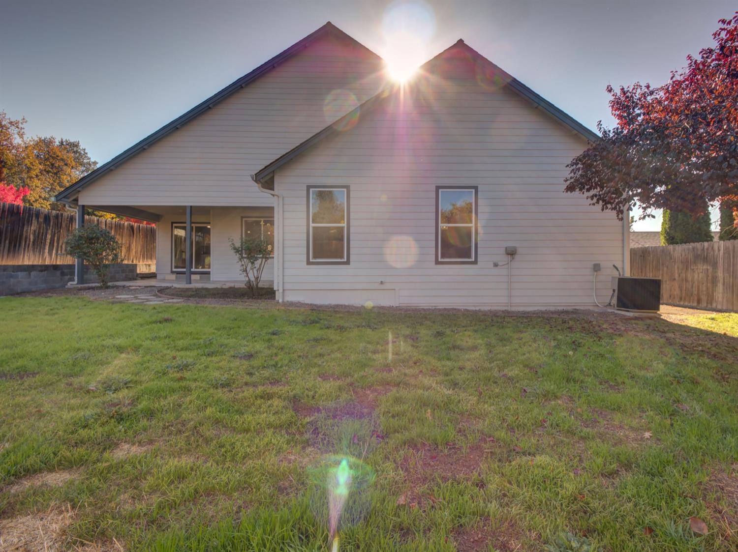 1535 Ridge Way Medford, OR 97504 - Photo 23 of 23 View of back of the house.