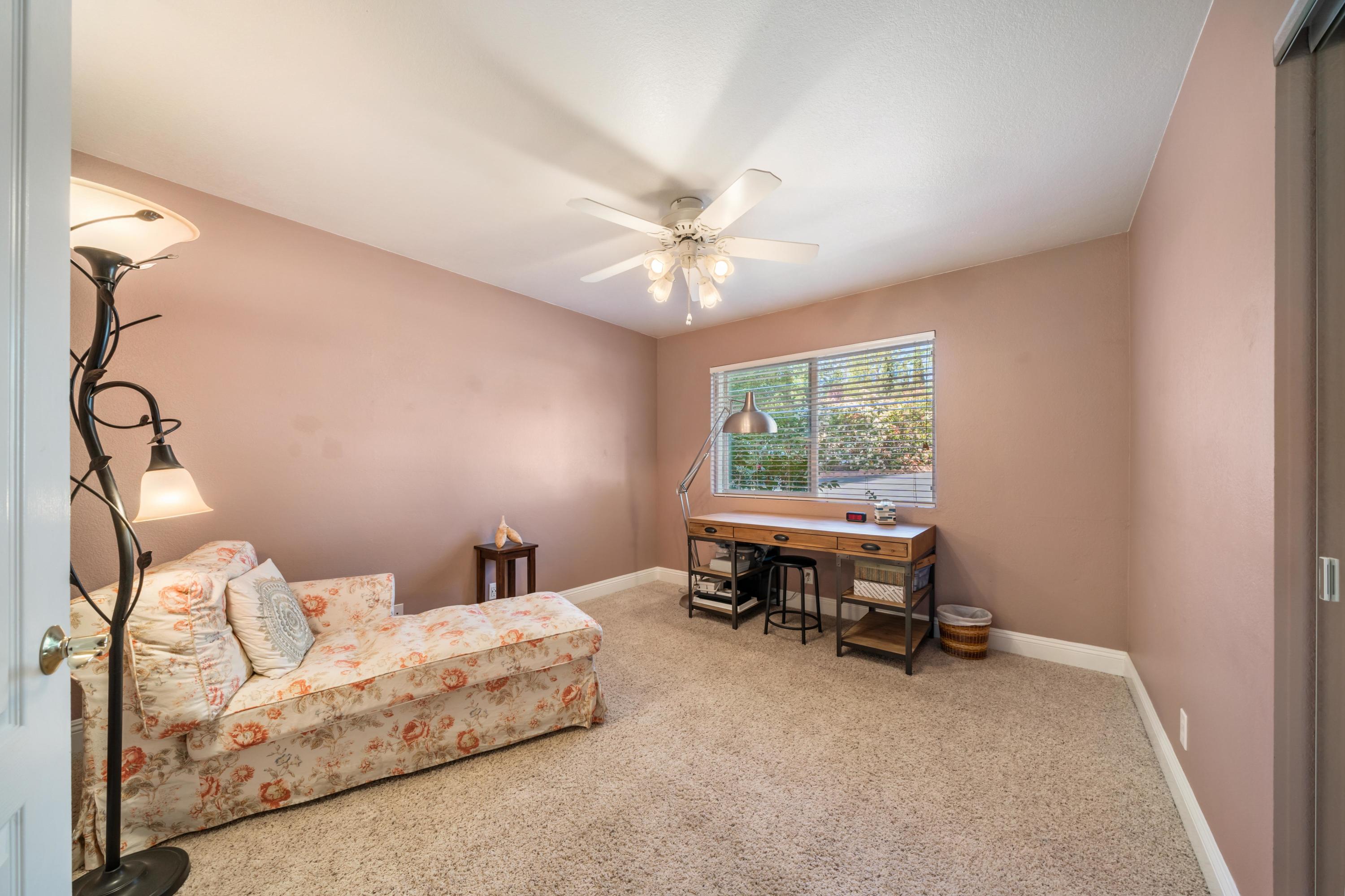 7777 Justice Mine Road Redding, CA 96001 - Photo 31 of 59 1st Hall bedroom