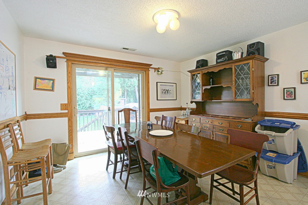 1214 Roland Street Bellingham, WA 98229 - Photo 4 of 15 Gallery Image 4