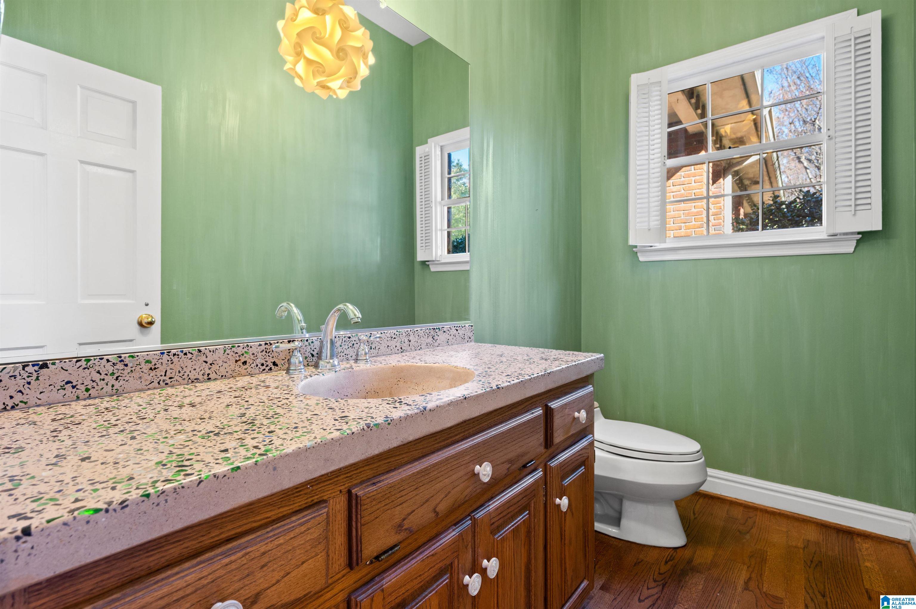 1402 Saulter Road Birmingham, AL 35209 - Photo 15 of 85 Gallery Image 15