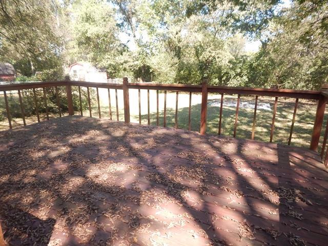 915 West Spring Street Lebanon, TN 37087 - Photo 10 of 10 Large/Newer Backyard Deck