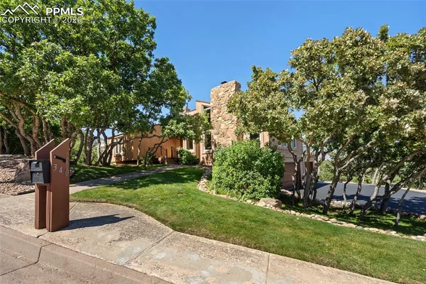 $948,000 | 340 Thames Drive, Colorado Springs, CO 80906