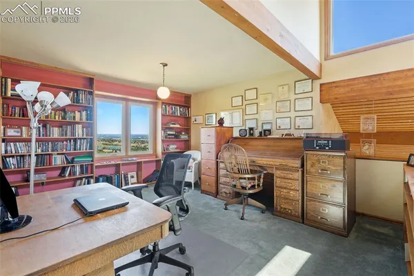 $948,000 | 340 Thames Drive, Colorado Springs, CO 80906
